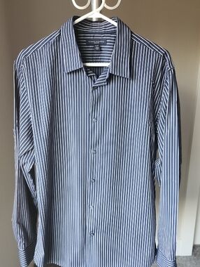 Banana Republic Men's Navy and White Striped Dress Shirt